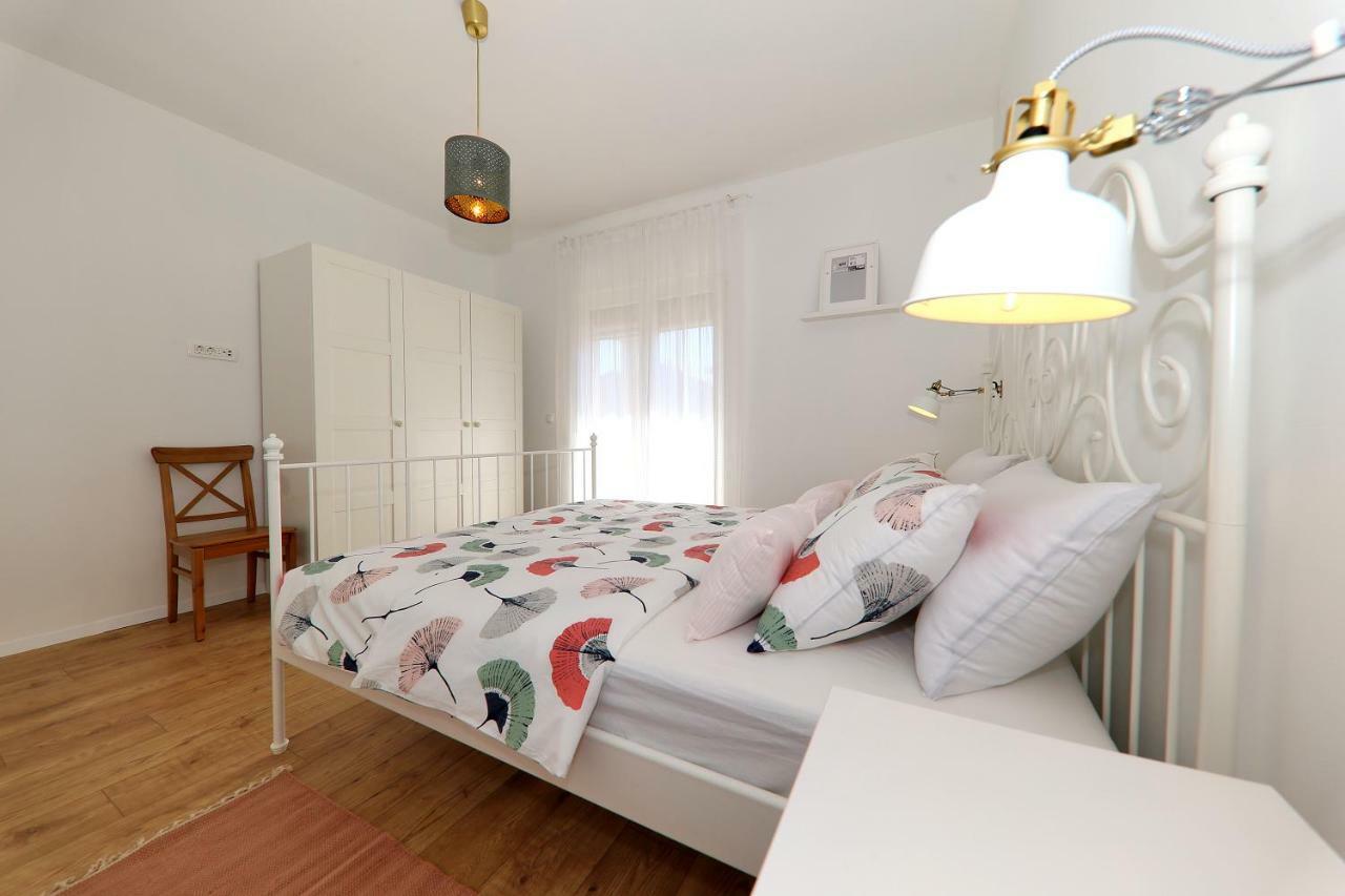Apartments Meri-Puntamika Ζαντάρ Εξωτερικό φωτογραφία